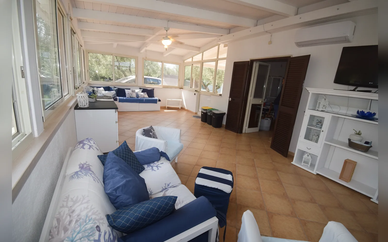Camera di Villa Mema, Bisceglie (Puglia) (foto 22)
